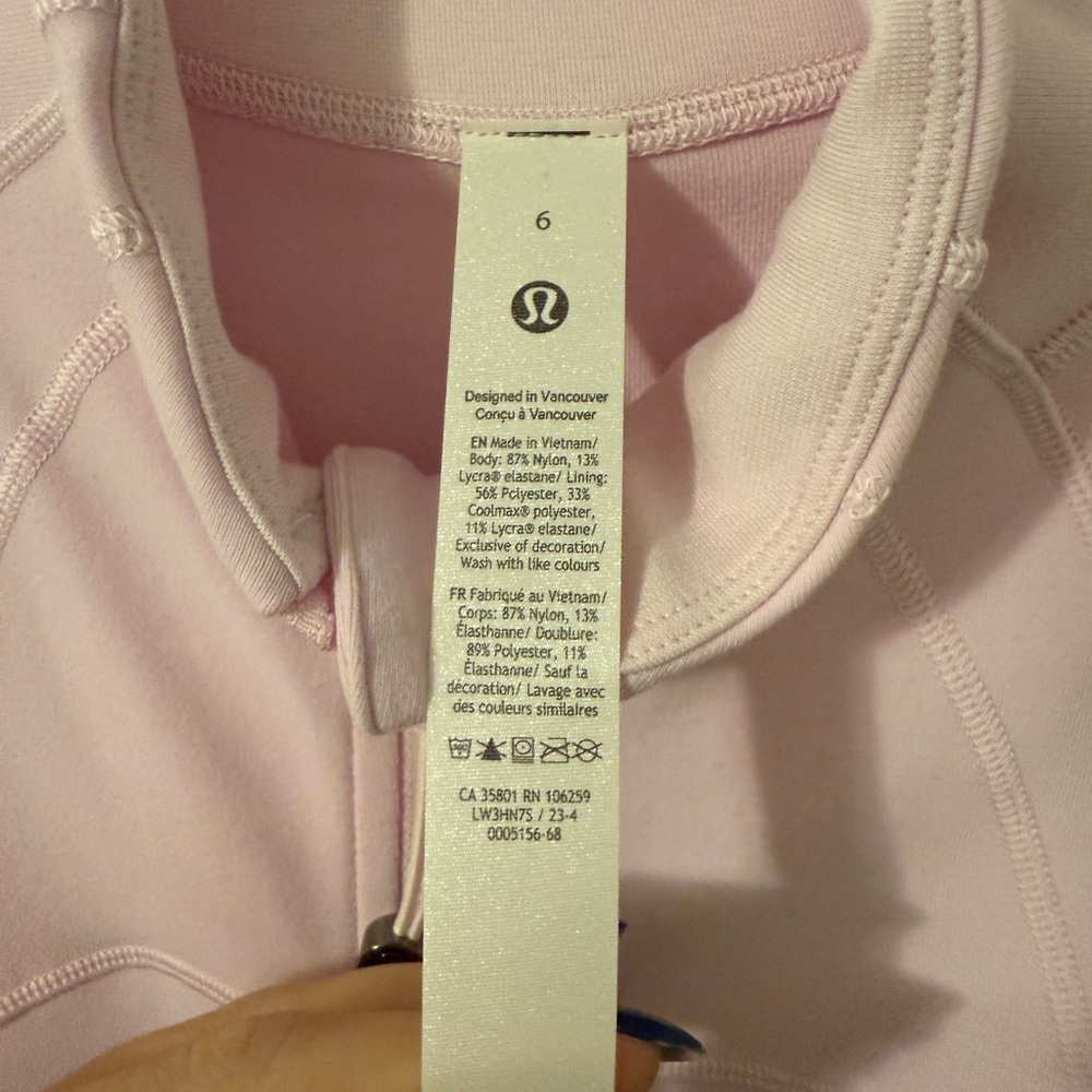 Lululemon Define - image 2